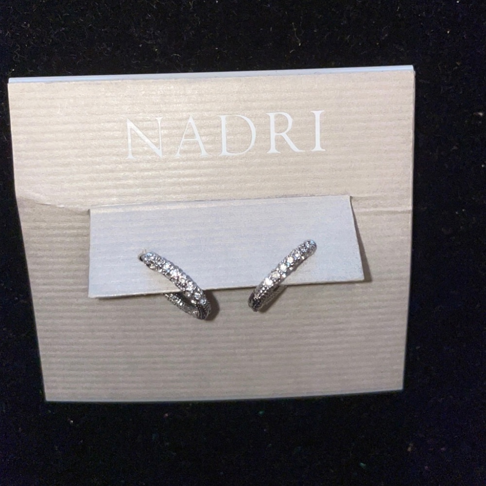 Earring bundle - Picture 3 of 7